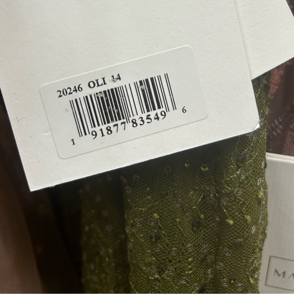 Mac Duggal 20246 NWT FEATHERED CRYSTAL EMBELLISHED SLEEVELESS GOWN - Picture 7 of 9